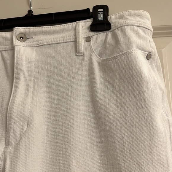 Coldwater creek ladies pants - Picture 3 of 8